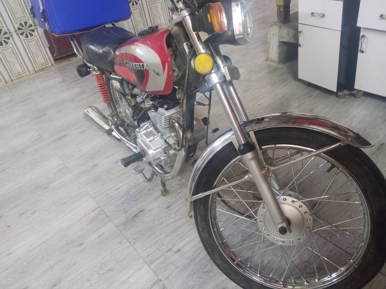 السلام عليكم دراجه هستوني عمرته بس باقي تانكي و صفاحيات وكشن ما شادله جدد الدراجه أوراق موديل 18راعيه موجود السعر 1300


**إذا كنت صاحب هذا الإعلان وتريد حذفه لأي سبب، رجاءا أرسل رسالة إلى الدعم الفني**