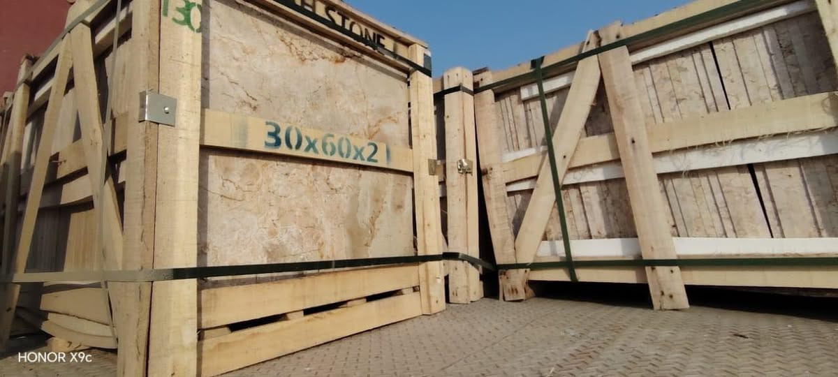 تم وصول مرمر منياتور 
ممتاز  .....30×60العرض لمده محدوده …… .تحية ✋ طيبه زبائننا الكرام  
نعلن عن تجهيز…  المرمر الايراني 
ذو موصفات عاليه 💯  
السعر  17 الف سوبر ممتاز   
كافه المحافظات 
القياس 60×30… . 2 سنتيم  سوبر ممتاز 
ملاحظه يوجد توصيل الى جميع محافظات العراق 
🖤  مستعدون لتجهيز المشاريع الحكومية والاهلية والمكاتب  والاسعار مناسبه جدا جدا 
العنوان كربلاء المقدسة
🦾🦾🦾
#العنوان #كربلاء‏ _حي #الميلاد _شارع الفاصل بين مجمع الدرة وحي الوفاء (مجاور ماركت التوت)
للحجز والاستفسار مراسلة الصفحة أو الاتصال على الارقام  موجود #واتساب 
 ***********
***********
