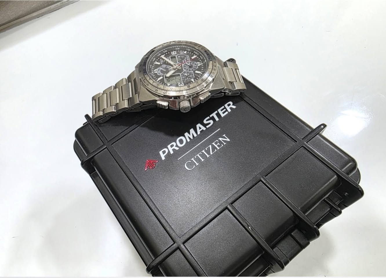 سيتزن اصلي
زجاج زفير - راديو كونترولد - طوق دوار - قطر ٤٧ 
نظافه تامه شبه جديد مع الصندوق الاصلي 
السعر ٥٢٠ الف 
مكاني بغداد الكراده - متوفر توصيل


**إذا كنت صاحب هذا الإعلان وتريد حذفه لأي سبب، رجاءا أرسل رسالة إلى الدعم الفني**