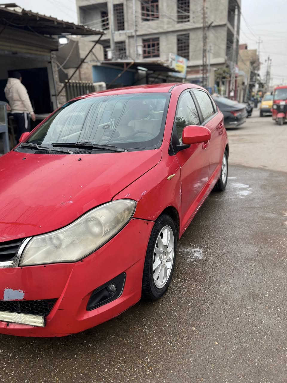 سلامعليكم فلاوين موديل 2013مكينه معمره جديد قبل سبوع بساتم سيفيا  يعني متعوج ولف تخم تاير جديد مكاين جام امامي جدد وبيهة شاشه تبريد شغال ثلج سنتر لك اربع جام يصعدن السياره كلش حلوه وناعمه  نقصهة الكير يفلت النمره الاولى ودبلات امامي  السعر 30 وبيهة مجال قليل***********
