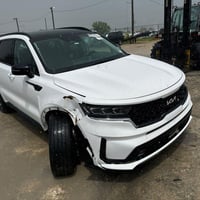 سورنتو ٢٣ وارد امريكي بيه جاملغ امامي فقط فول سياره ٠٧٧٣٢١٤٨٥٣٠