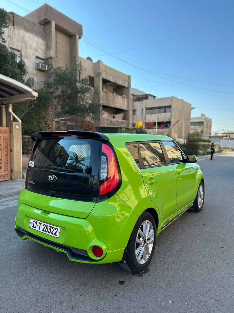 السلام عليكم كيا صول موديل ٢٠١٦ رقم بغداد بسمي سنويه هزه جديد تحويل مباشر وارد امريكي صور الحادث مرفق مع الصور مكينه ٢٠٠٠
JTA ماشيه (١١٣) تحكم استيرن جهتين نظام تقليل صرف الوقود شاشه بلاد كامره خلفيه السياره سبورت رياضي وبيها بعد مواصفات 
مضيوف الها منضومه غاز اقتصادي 
السياره بيها صبغ تغيير لون مثل ما واضح شرط بدون تبديل أو دواخل ليبل واحد كلها بدون ايرباك تجي وشوف وتفحص وتقتنع للبيع او مراوس حسب القناعه السعر ١٠٣$
وبيها مجال مكاني بغداد البياع 
اتصال ***********
