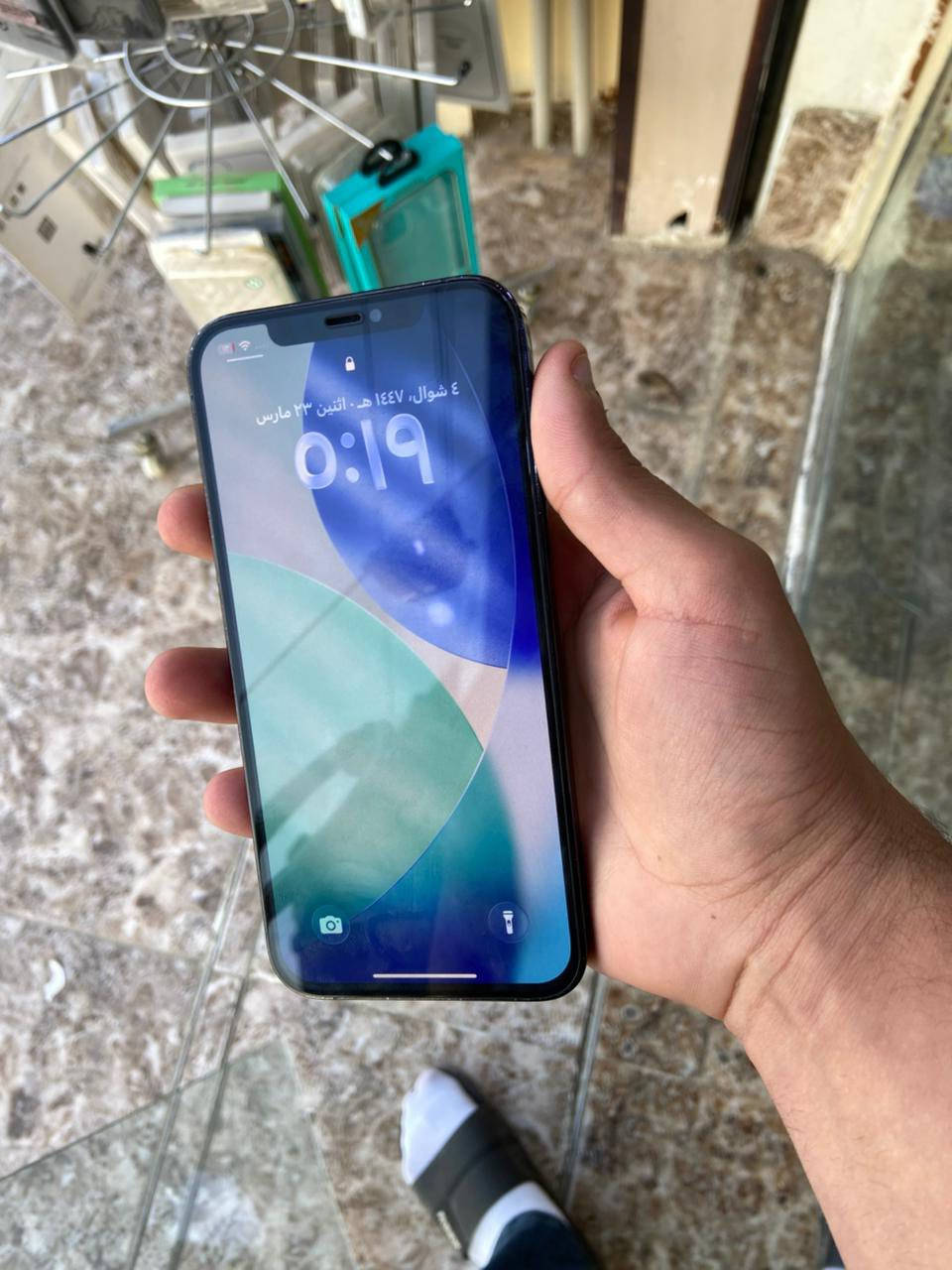 سلام عليكم ايفون 12 برو ماكس ذاكره 256 تك سيم مبدل شاشه اصليه  بطاريه 77 بلاد ***********
