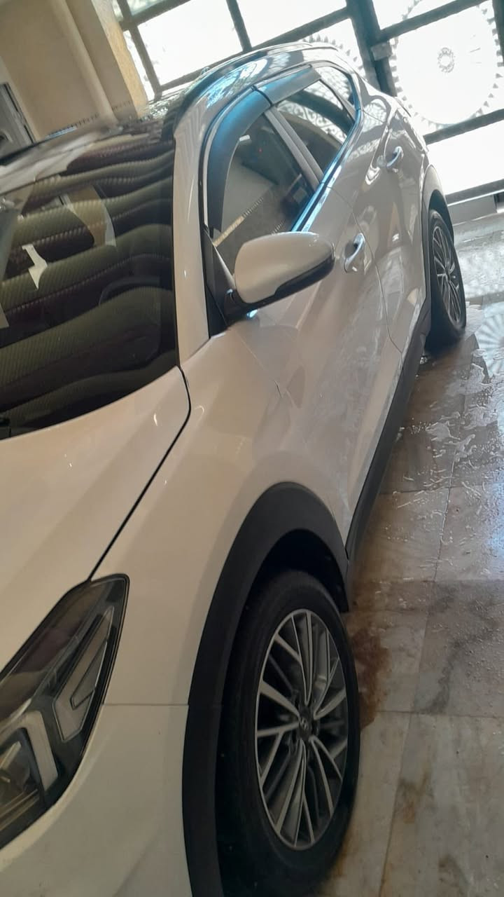 سلام عليكم هونداي توسان وارد كوري بيه مدكر وبنيد  موديل ٢٠١٩ فول مواصفات بنوراما كاز مري شفط تحكم سترين كامرة خلفية حساسات خلفي امام ٣٥٠ درجة بصمة تشغيل  اشاير جانبية سعرة ١٥٠ وبية مجال للشراي العنوان بصرة الزبير المربد الرقم ***********
