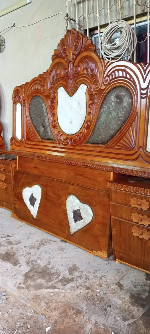 غرفه نوم للبيع***********
