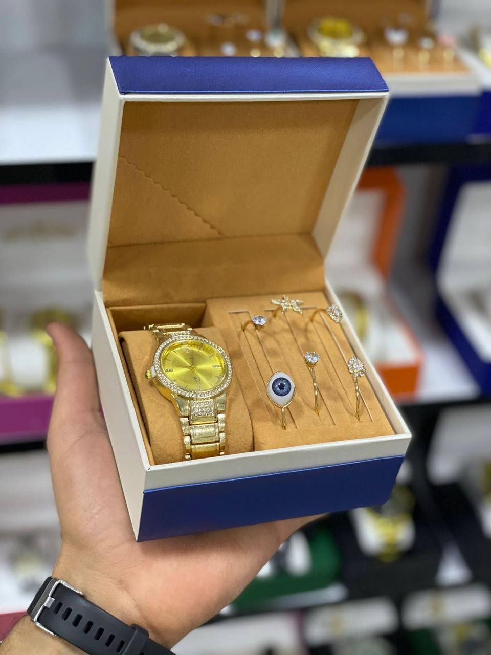 بيت الورد
ساعات نسائي مختلف الموديلات اقلب لصوره
توجد خدمه توصيل داخل النعمانيه وخارج وجميع محافظات


**إذا كنت صاحب هذا الإعلان وتريد حذفه لأي سبب، رجاءا أرسل رسالة إلى الدعم الفني**