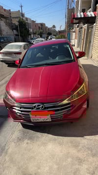 النترا 2019 امريكي -رقم سليمانيه-صور الحادث مرفوقه محرك 2000 دوش -كير....