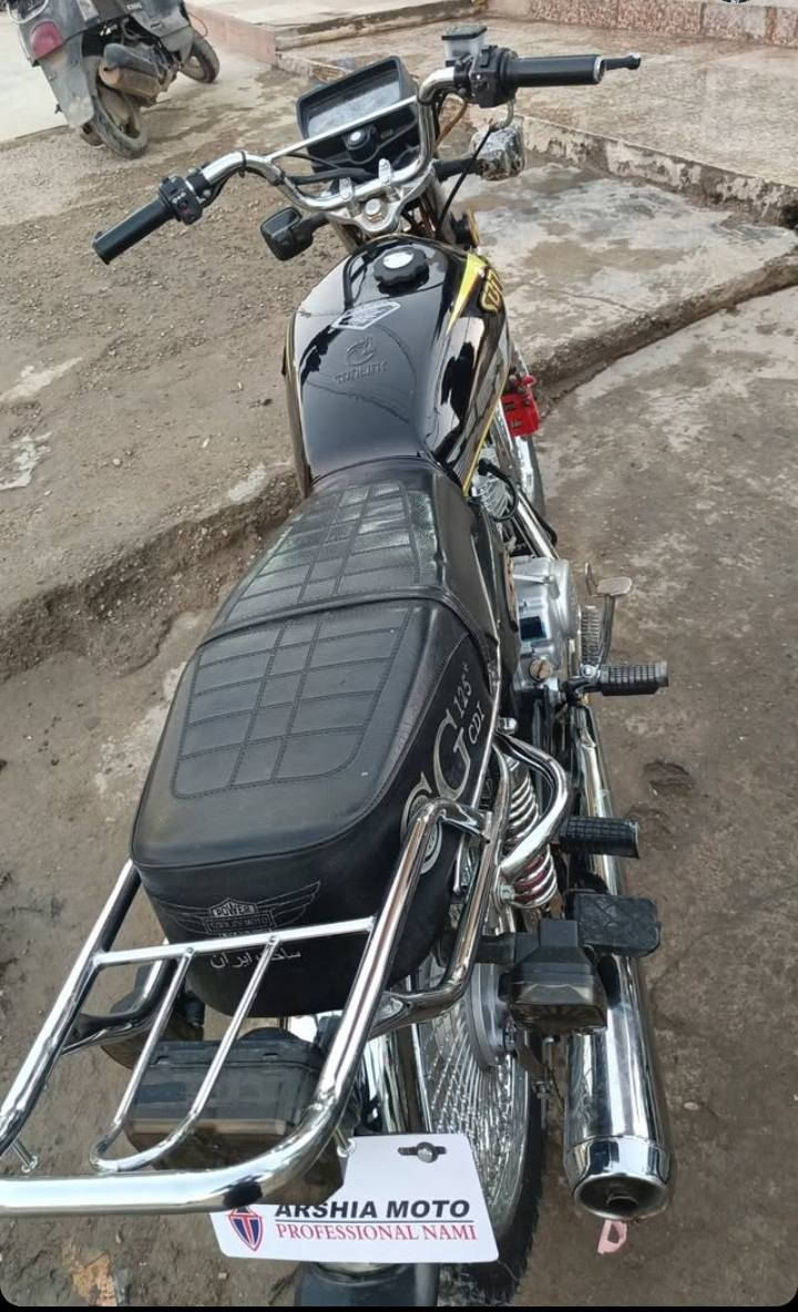 سلام عليكم شباب دراجه تايكر موديل 23 تخبل جانت مضمومه     كله كامله الدراجه   مابيه اي نقص  سعر  700. والشاري يدلل  مكاني ديالى بعقوبه   للستفسار ***********. وخاص موجود 👍
