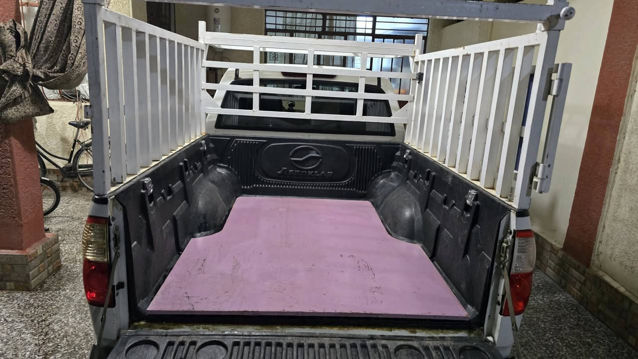 للبيع بيكاب دبل قمارة zxauto من نوع كراند تايكر موديل 2020 مكفوله (فقط شبر بالجاملغ  جهة السايق موضح بالصور راجع بارد)  كير ومحرك شرط (كير عادي) ب125 وبيها مجال 
بيع فقط باسمي تحويل ثاني يوم رقم بغداد مكانها فلوجه اي استفسار ***********
