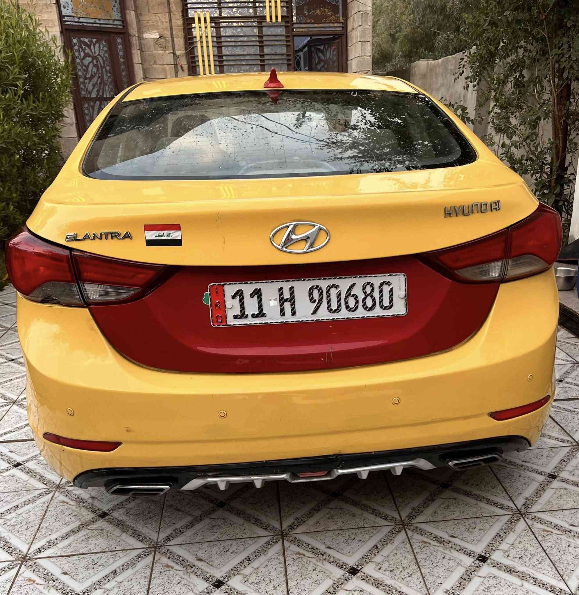 النترا 2015  نص فول مابيها شي كلها شغاليه مكينه كير مكفولات
بيها قطعتين بنيد وجاملوغ الايسر حادثها 
سنويه لحد 28 بسمي
مكاني ديالى بعقوبه 
سعر 108

***********
