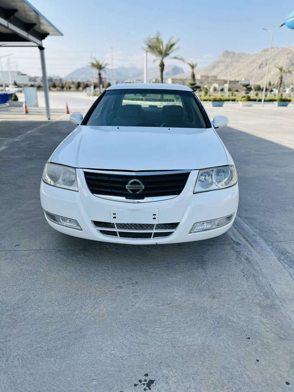 نیسان سەنی ۲٠٠۸
بڕاوە سپی 
نموونە لە جوانی 
گێڕ ئۆتۆماتیک 
دوو جام کارەبا 
گێڕ و مەکینە بەشەرت 
کارەبای بە شەرت 
سەیارەکە هی ماڵە 
مەسرەف کراو 
شوێن چوارقوڕنە__ڕانیە 
0750 112 31 21
0773 518 32 42
