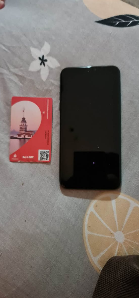 ايفون 11 برو ماكس 📱
ذاكرة 256 📀

بطارية 100% 🔋

السعر 210 مجاله بسيط 
يوجد توصيل داخل بغداد فقط 
***********
