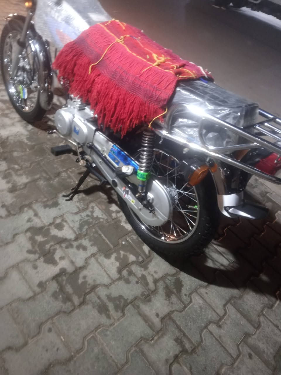 دراجه موديل 21 كفاله عامه٠٧٨٨٧٧٣٥٥٠               واذا واحد يريد الدراجه يتصل على هذام


**إذا كنت صاحب هذا الإعلان وتريد حذفه لأي سبب، رجاءا أرسل رسالة إلى الدعم الفني**