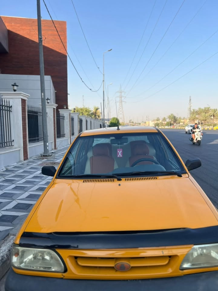 السلام عليكم ١٨ رقم بغداد
بيهه جاملغ صبغ بدون حادث 

وتكحيل ع كد شبر 

هيئه غرامات مصفره 

كير مكينه خير من الله 

صدر امامي خلفي جديد

مشط استيرن جديد

تبريد ثلج 🧊 

كهربائيات كلهه شغاله

السعر ٤٠ 

مكاني بغداد الكرخ

***********
