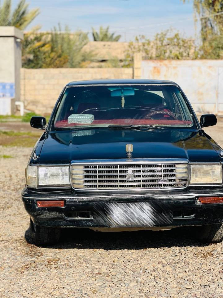 السلام عليكم مكلف بل النشر
سياره سيدان للبيع موديل 90محرك وكير بطه شرط نضافه السياره جدام العين رقم دولي نينوى تريد تحويل تريد وكاله 

صدر جديد محرك بيه صرف السعر 40وبيه مجال الاستفسار الاتصال على الرقم  ***********
