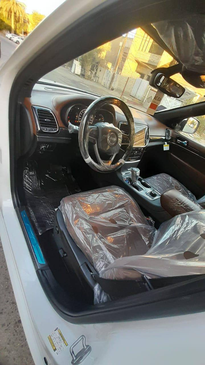 جيب اوفر لاند خليجي 

موديل 2021

ماشية 50 

رقم بغداد بأسمي

#المواصفات…

1-كشنات جلد 

2-كشنات امامية تدفئة تبريد + الخلفية تبريد

3-كرسي السايق والصدر تحكم كهرباء

4-تحديد مسار

5-التوقف الذاتي 

6-تبريد قطعتين منفصل 

7-بانوراما 

8-ماوس بالاضافة الى 6 وضعيات قيادة

9-نظام التعليق (جكات)

10-وضعيات خزن الكشن 

11-نقطة عمياء 

12-مري شفط مع تعتيم ذاتي

13 ستيرن كهرباء

14-دفع رباعي 4*4

15-ويل قياس 18

16-شاشة كبيرة مع نفگيشن GPS

17-صندوق كهرباء

18-تشغيل عن بعد 

19-لايت مع بلوجكتر زنون 

20-محرك 3600 

21-صندوق كهرباء 

22-حساسات امامية وخلفية 

23-كاميرا 360 درجة

المكان بابل الاسكندريه 
السعر ٣٥٥


**إذا كنت صاحب هذا الإعلان وتريد حذفه لأي سبب، رجاءا أرسل رسالة إلى الدعم الفني**