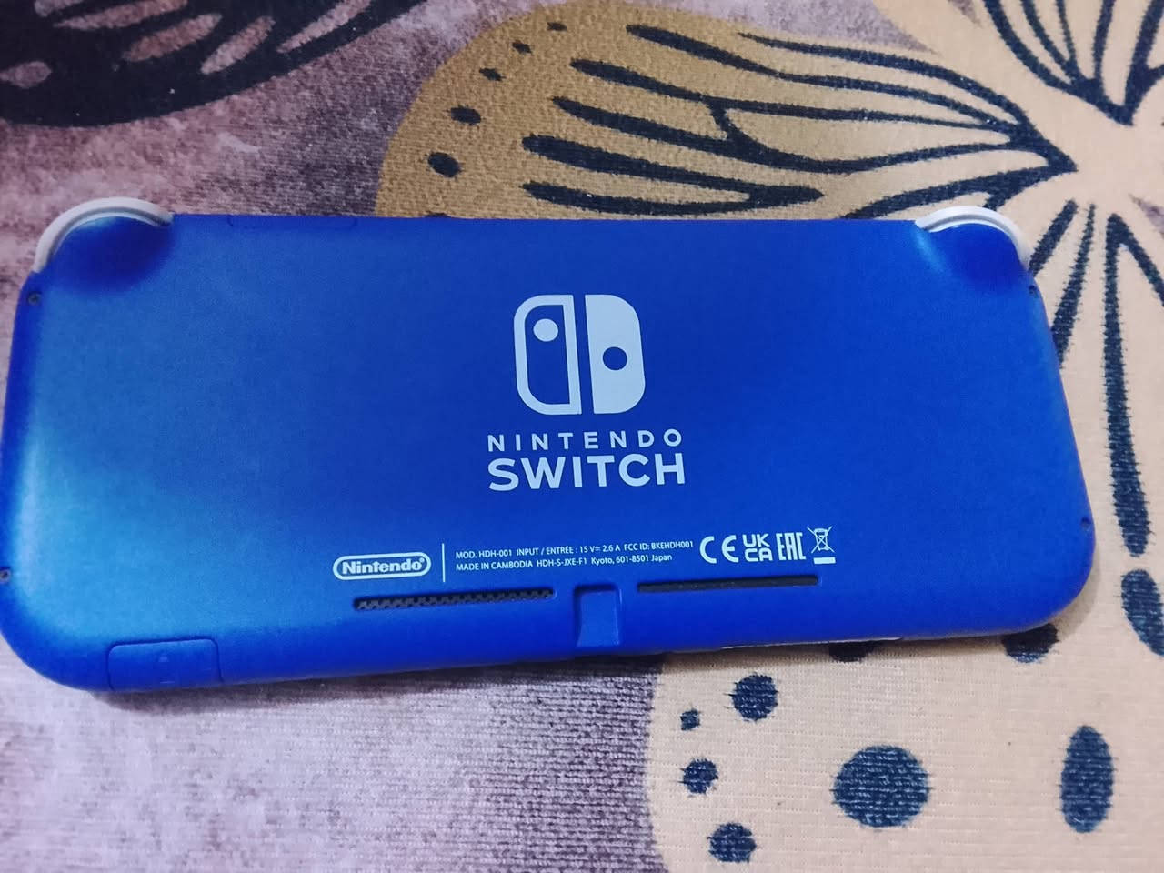 نيتندو لايت اونلاين نظيف 100% مع شاحن شريحه 32gb وحافظه  سعره 170 وبيه مجال


**إذا كنت صاحب هذا الإعلان وتريد حذفه لأي سبب، رجاءا أرسل رسالة إلى الدعم الفني**