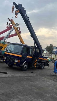 البصرة • شاحنة يابانية • ٣ سلايت