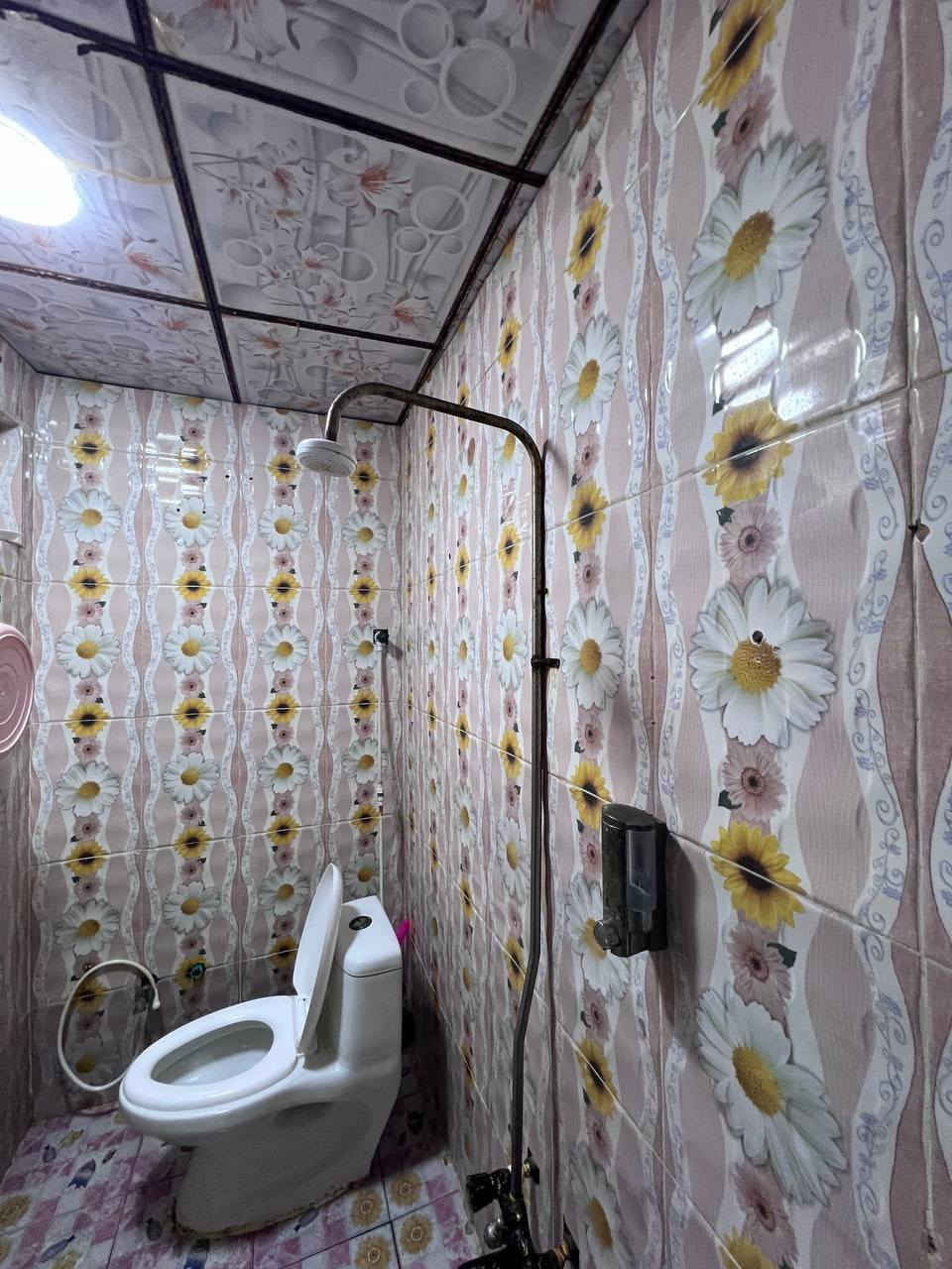 بيت برخص التراب لايفوتك
#المساحة :: 100م ركن على شارعين تبليط
#السعر :: 58 وبي مجال بسيط 
ثالث بيت عن شارع العوجة السايدين الرئيسي
#طابو صرف زراعي عراقي نموذج 25
#يحتوي :: غرفتين منام صالة صحيات داخلية وخارجية
استقبال طارمة درج خارجي ومطبخ ومنور .
إبي الخصيب - العوجة .
بيع مستعجل واقع البيت والموقع أجمل من الصور
#للأستفسار :: ***********
