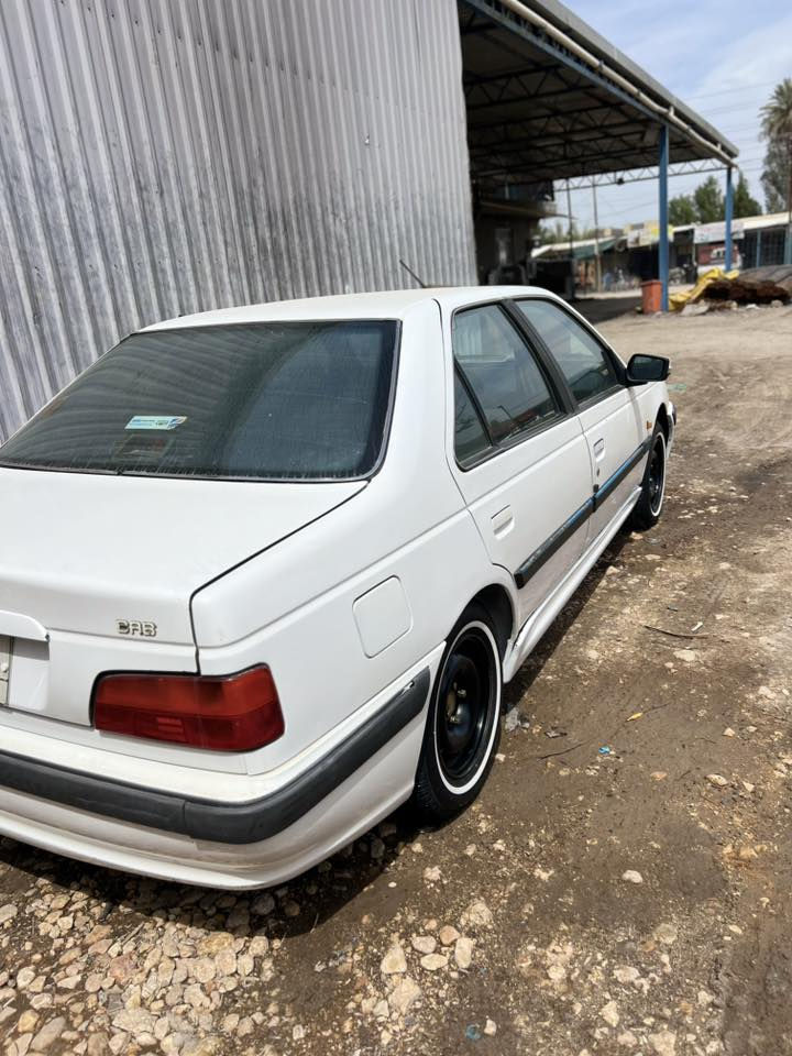 بيجو بارص لبيع موديل 2015 رقم بابل تحويل ثاني يوم سنويه 27 مكفوله من كلشي كير مكينه وحدايده جديده تبريد شغال بدوون اي نقص بيه بس دواير ثنين صبغ اثر خياس بدون حادث 
وبيه بارد شبر بالجاملغ الأمامي مكاني حله حي الجزائر السعر 55 وبيه مجال حك الجيه  
لاستفسار 
***********
