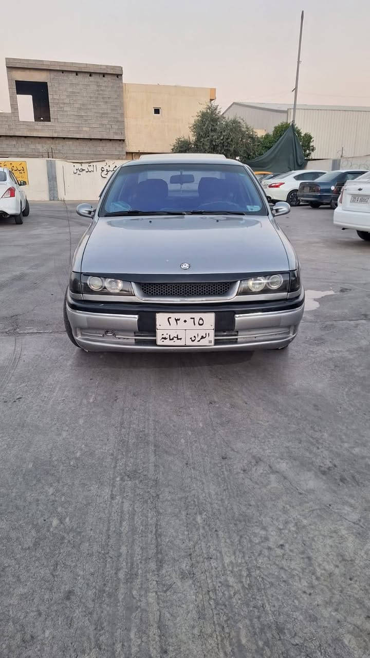 اوبل فيكترا موديل 1993 محرك 18 سياره كلش نضيف ضرب خياس مابي سياره جاهزه شرط تحويل ثاني يوم سعر 44 بي مجال شراي خابر علي هاي رقم 
*********** كركوك, العراق
