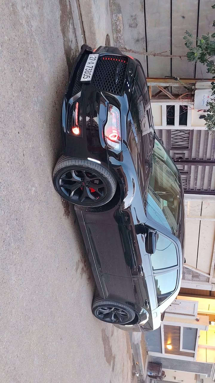 من رخصه الادمن
اوباما 2016 S فول
حادثها بجم بيها باللغود والشاصي شويه صفحه السكن
٣ قطع اماميه تبديل  مكفوله من كلشي الباقي كير محر تبريد بشرط تخم تاير جديد
مسويلها نانو وسيراميك قبل يومين جاهزه للاخير
فقط ادور مراوس بجارجر
سنويه جديده تريد تحويل تريد وكاله بكيفك
اي استفسار يتصل او ع الخاص ***********
