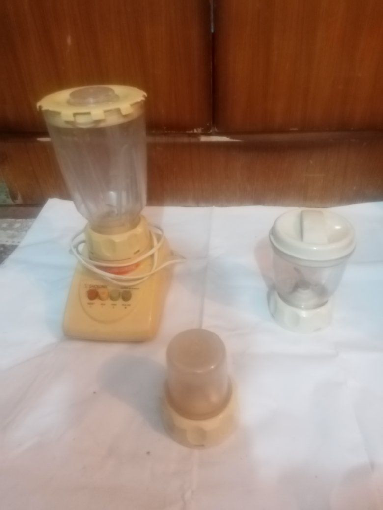 السلام عليكم
مكلف بلنشر
كل قطعه وسعرها
بغداد الكرخ الشعلة
الموشراي لايعلق ولايراسل


**إذا كنت صاحب هذا الإعلان وتريد حذفه لأي سبب، رجاءا أرسل رسالة إلى الدعم الفني**