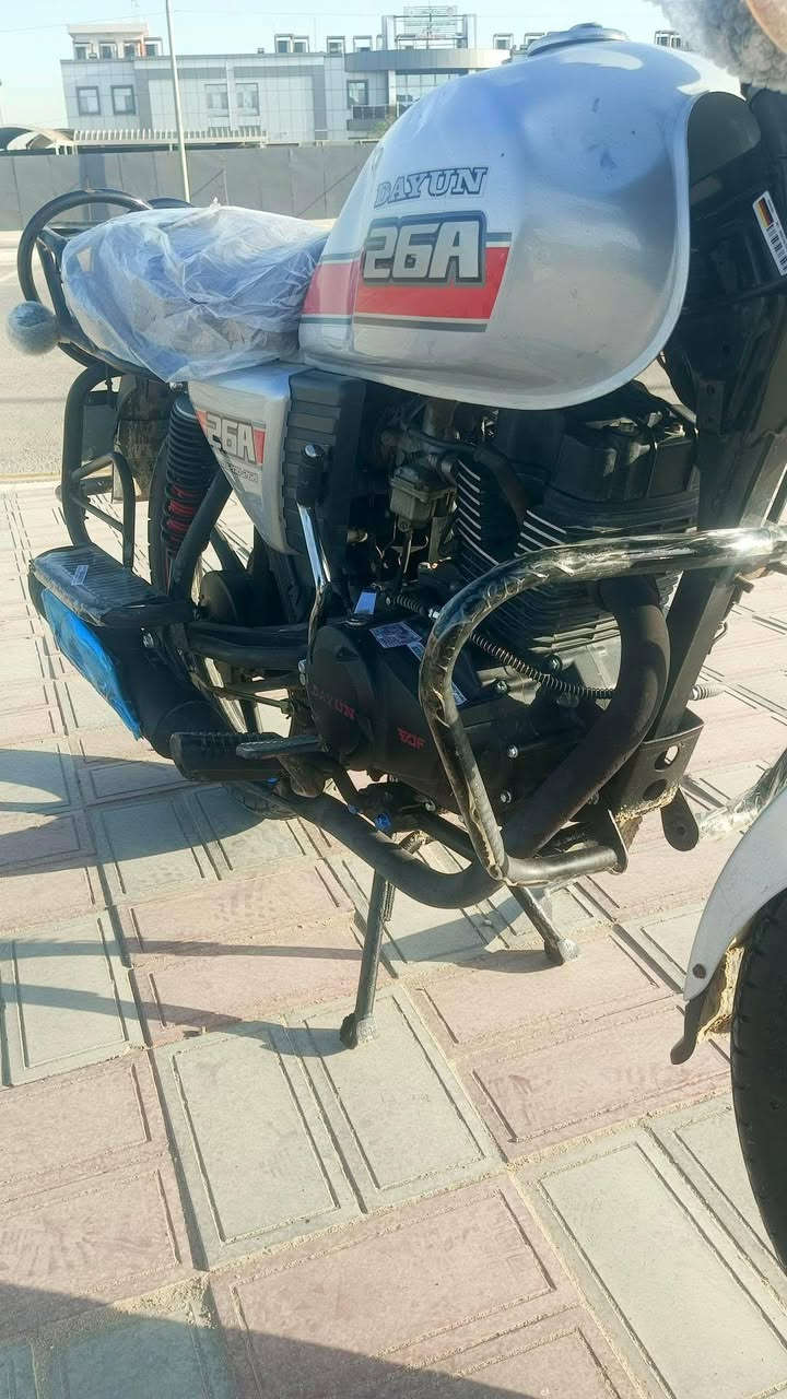 سلام عليكم دايون نفخ (2020) مكينة (200)كتابة حمرة
دراجة نضيفة وتخبل شوفت عينك نقوصات بسيطة كلش مكينة> ما مفتوحة ابدد
 شاصي كفالة لا زنجار لا فطر مال جناي  ''سعر'' (1350) بيها مجال الشراي يجي يفحص وبي خير ويدلل 

اتصال (***********)
