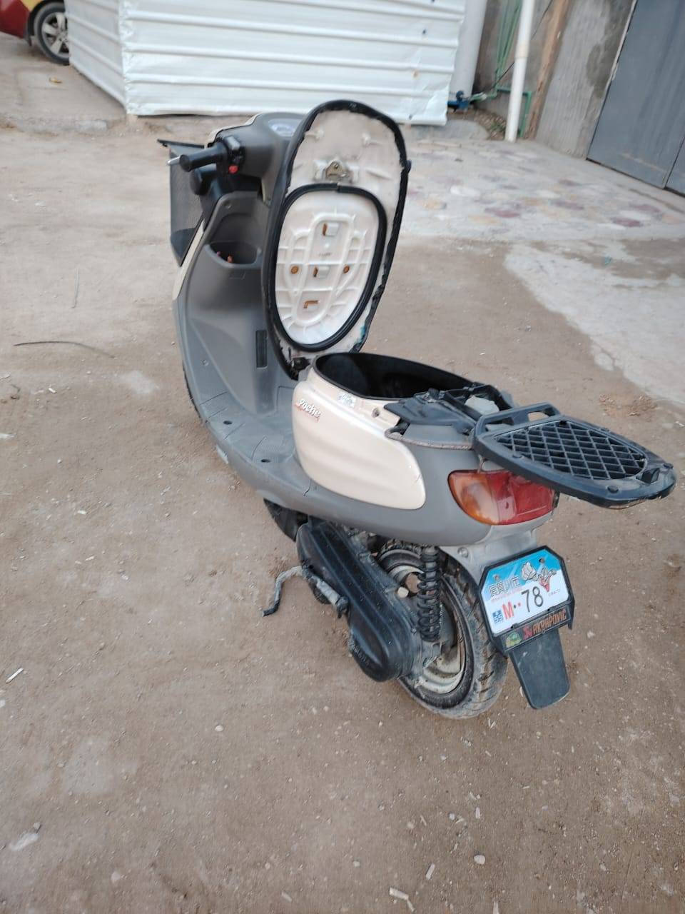 دراجه منغولي نضيفه كلش اخت الحاويه كهربائيات كلها شغاله سلف وهندر مكينه البلاديه قفل جنطه قفل سكان شلعه ومعدل فوول كيجات شغاله مال جناي السعر ٦٥٠ وبيها مجال مكاني كربلاء الحر موبايل ***********
