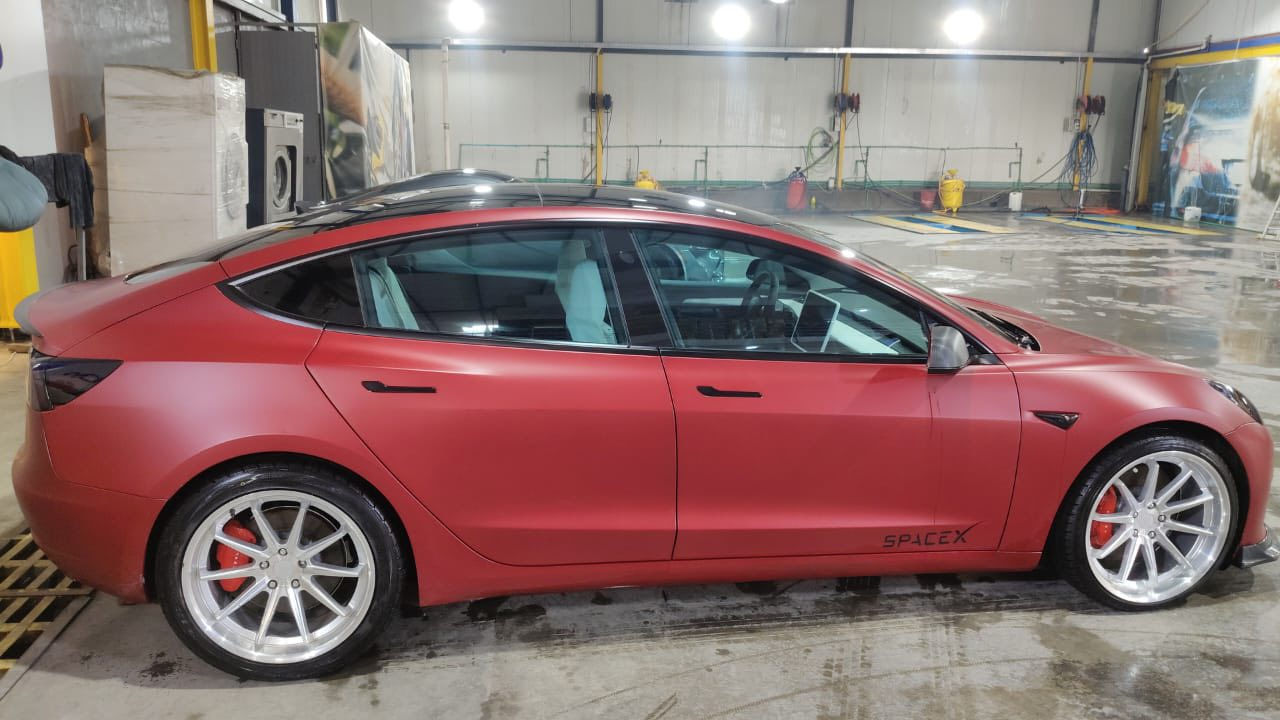 السلام عليكم
تيسلا   Model 3 
موديل 2023 
 بيرفورمانس 
 كلين  بدون ضرر 
ماشية 20,000 km 
مغلفة ppf كامل 
 السعر 21,000$ 

للاستفسار 
‭0774 511 1105‬
