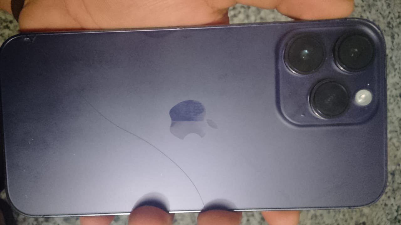 ١٤برو ماكس بطاريه٧٧ويا كرتونه ذاكره٢٥٦شاشه ضاربه بي شغاله ابيع الك من باب بيت رايده٤٥٠مو شراي لا تتصل ***********
