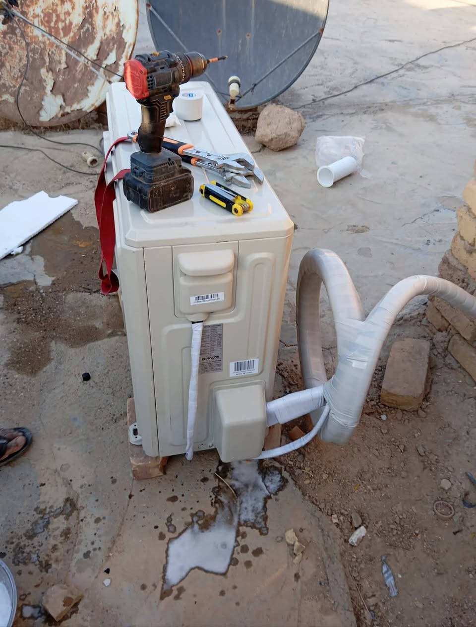 السلام عليكم اهل الشطره بما انو بدايت موسم غسل السبلت الجداري 25الف ول عمودي 30 ول تنصيب سبلت جداري 35 ول عمودي 40الف.ول ليك وغاز 65الف ***********/***********/متواجد فيس وتساب
