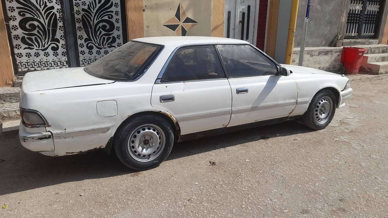 سياره مارك عظم مكفوله من النقل والكصه مكينه وكير مكفولات المالك متوفي السعر ٢٥التنصال ***********بيه مجال
