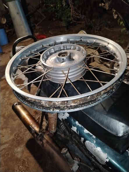 ويل ١٨ أمامي ألماني نظيف بربرن حصر عدل لبيع توصيل موجود *********** بيه واتساب
