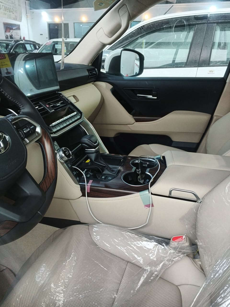 سلام عليكم ورحمه الله وبركاته
لاندكروزر 2025
ضمان SAS
صيانه مجانيه لمد 4 سنوات
16 تبديلات دهن بلاش
GXR بدون لمتيد
زيرو ما ماشيه
فول فول مواصفات 
سلايت
رادار
كاميرات 360 درجه
حساس امامي خلفي
للاستفسار ***********
