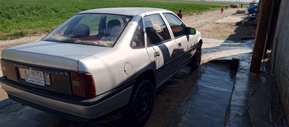 السلام عليكم   عندي هل اوبل للبيع عشرين سنويه لل29 كير محرك شرط صبغ عام صدر جديد كهربائيات كلها شغاله تاير جدام جديد خلفي نص عمر باتري جديد شرط التحويل  مكاني كركوك داقوق سعرها 36 شراي اتصل ***********    ***********
