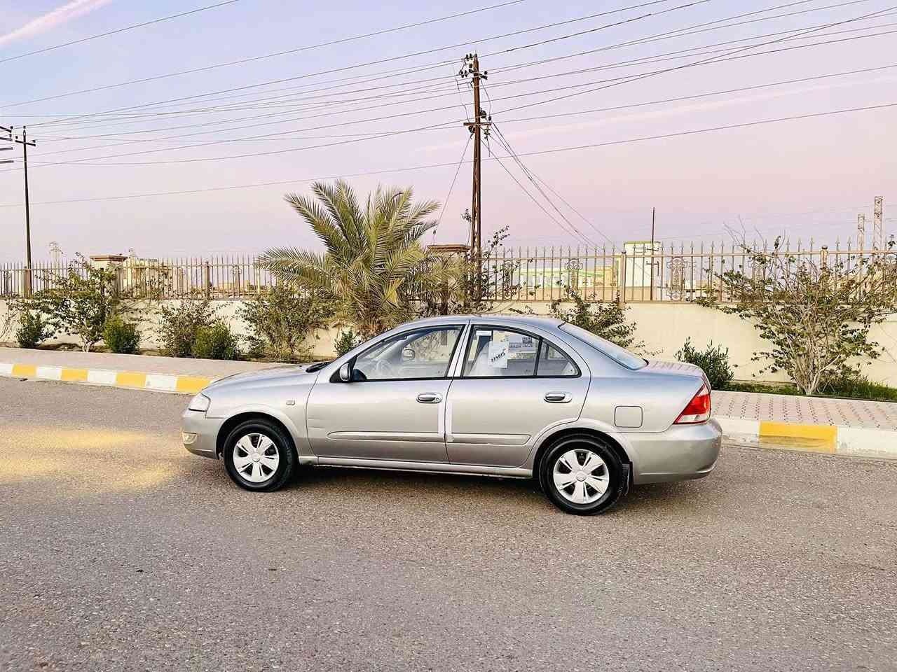 السلام عليكم
نيسان سني 
موديل 2009
خليجي
رقم اربيل الدولي سنويه لل29
كير اوتوماتيك 
جام كهرباء 
شاشه وكامره

(كير -محرك -تبريد -تدفئه -كهربائيات) كله بلشرط
تخم تاير جديد 
السياره جاهزه من الدعاميه للدعاميه. 
السياره بيه ضرر بس البنيد شواصي لغود مكفولة صور السونار مرفقه مع الصور 
#السعر ( ٨٦ )وبيه مجال للشراي 
رجائا لا تعاملني بلتلفون 
مكان السياره تكريت 
للاستفسار الاتصال على الرقم ***********
