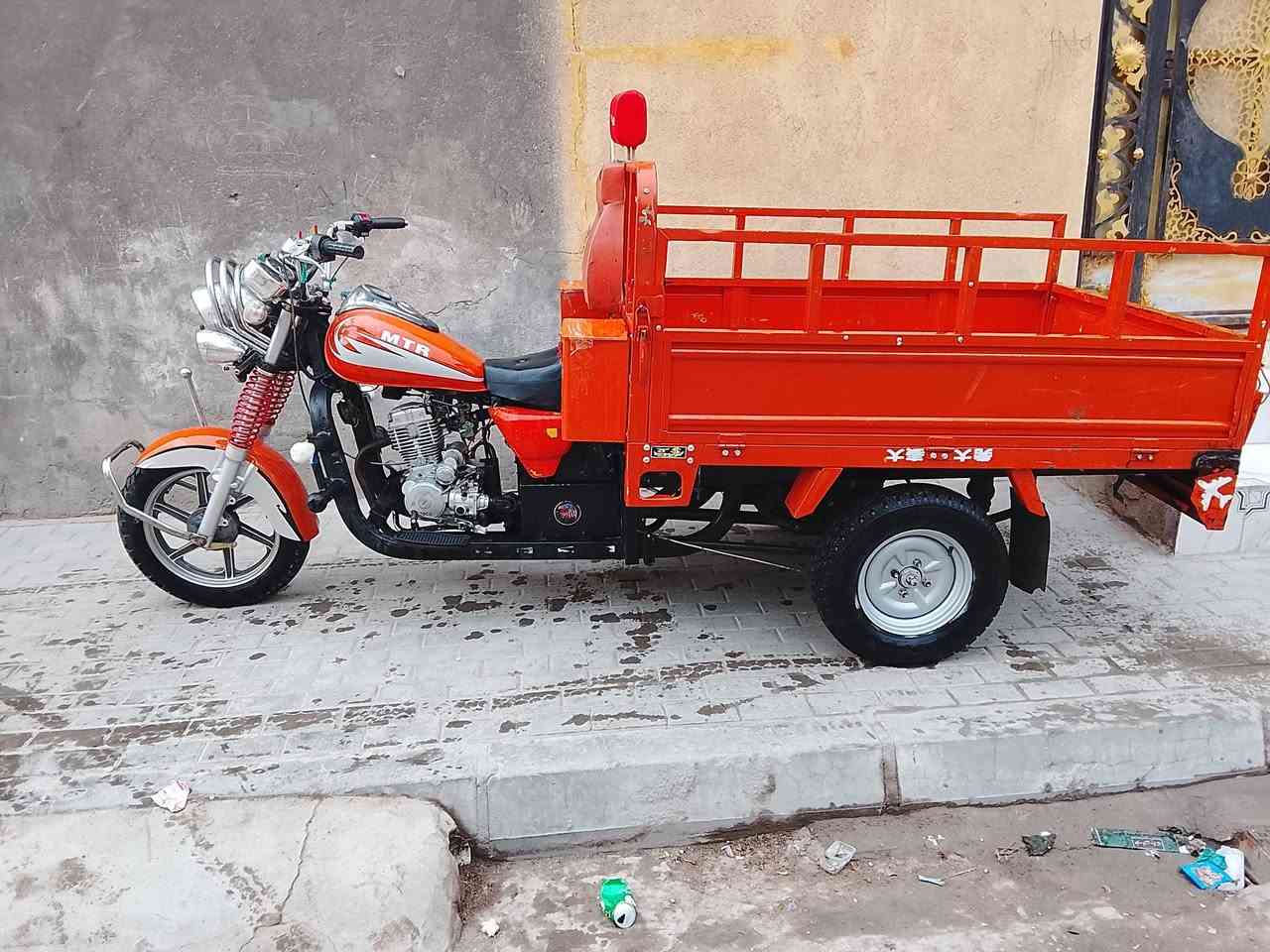 ستوتة البيع متيار موديل 2015 تعمير خمسة وعشرين وراق السعر مليون وربعمية وخمسين وبية  مجال العنوان البصرة الحياني شارع التميم ***********
