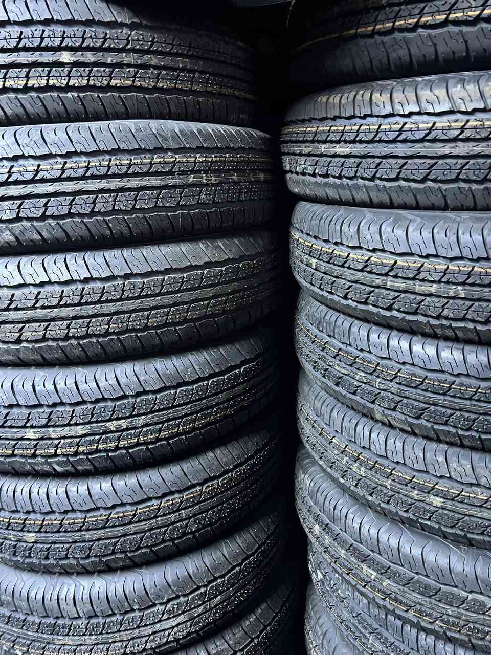 السلام عليكم وصل تايرات جديد ياباني اصلي دلوب قياس 195/15 انتاج 24 سعر بلاش زوج 160 الف متوفر جمله مفرد يوجود توصيل 
***********
