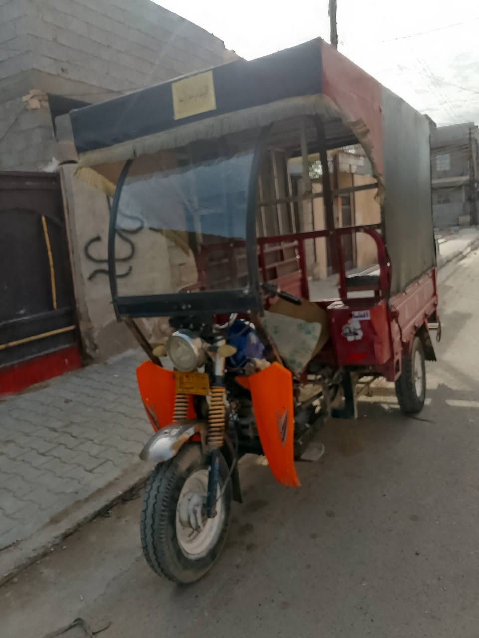 السلام عليكم 
ستوته للبيع كلها شغاله خير من الله أوراقها كامله 
سعرها مليون مكاني الحسينيه الراشديه شارع شركه 
***********
