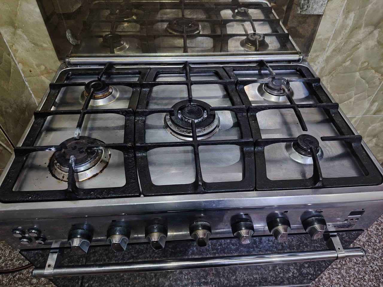 مرحبا طباخ للبيع نظيف كلش ماداخل تصليح الصنع ايطالي السعر 200 وبي مجال  مكاني الشعب الشراي يدخل خاص


**إذا كنت صاحب هذا الإعلان وتريد حذفه لأي سبب، رجاءا أرسل رسالة إلى الدعم الفني**