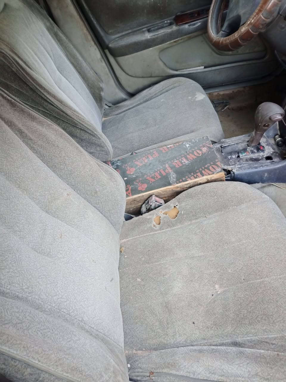 مارك موديل 97 للبيع ،،،حديده,, السياره شغاله 
العنوان أبي الخصيب الصنگر 
سعر 25 ،،، ***********
