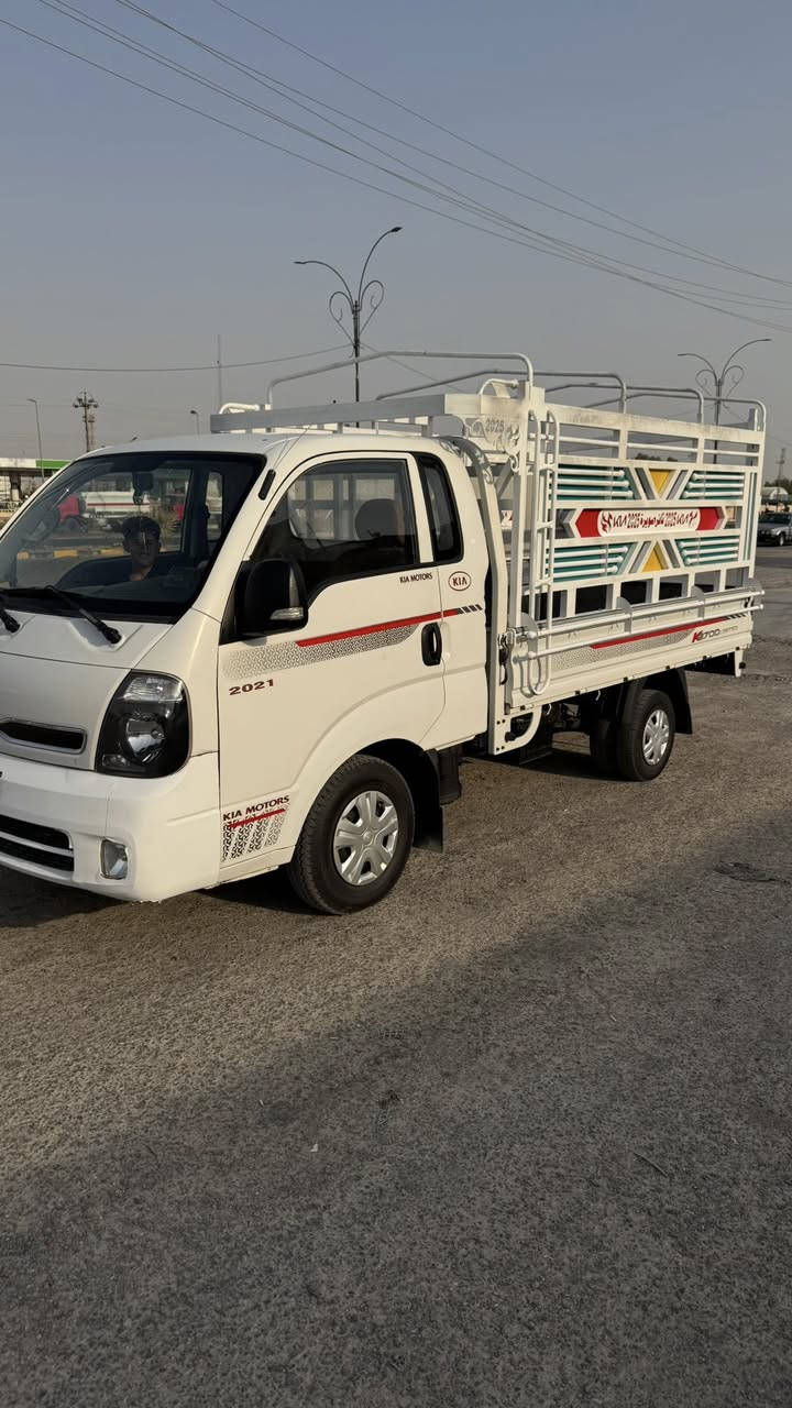 السلام عليكم كيه نثيه 2019 كفاله عامه مكان السياره ميسان
رقم صاحب السياره ‭0773 615 9144‬
