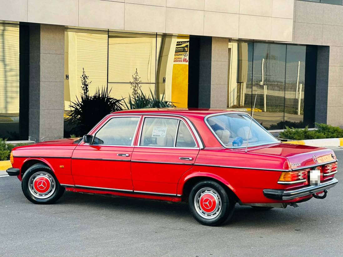 مارسيدس مؤديل 1984  مه كينه  vvt3000كير ئؤتؤ ماتيك ناوزه رد ته برد  سه نه وى تا ٢٠٣٠ تازه  ته حويل وه كالات شه رت ده عمى نيه سه ياره كه زؤر تازه يه نووقسانى تيا نيه له سليمانيه ره قه م موبايل***********  مرسيدس موديل ١٩٨٤ كير اتوماتيك محرك vvt بشرط سياره بدون ضربه  
داخل اصفر
تبريد و تدفئه بشرط
رقم اصولي
رقم و السنويه جديد حتى ٢٠٣٠
سعر 57$ مجال قليل
رقم موبايل. ***********  سليمانيه السليمانية, العراق
