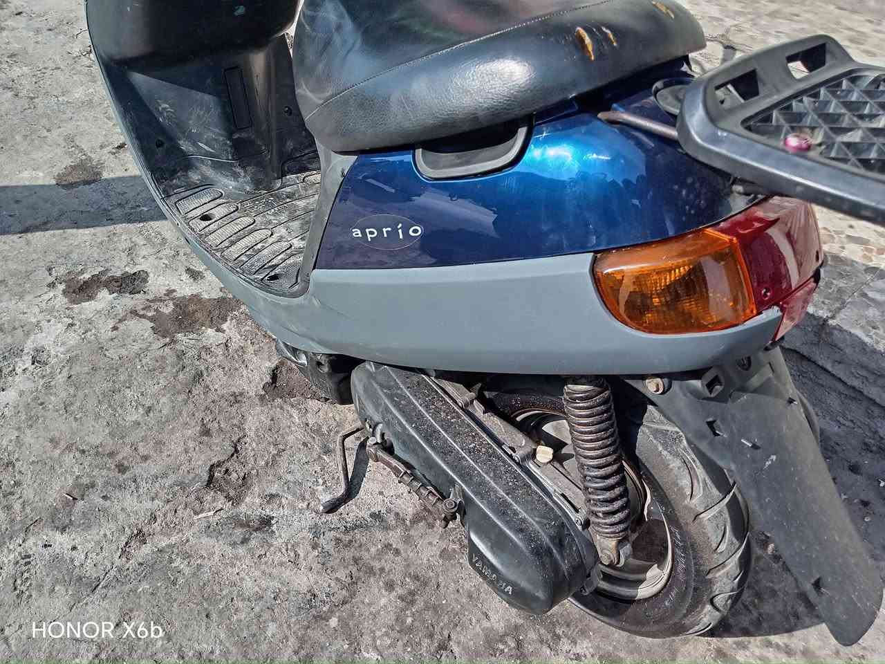 السلام عليك دراجه 60للبيع الدراجه حلوه ونضيفهر رايدهه 300وبيهه مجال شي قليل المكان مدينه الصدر قرب جامع الهده الرقم ***********
