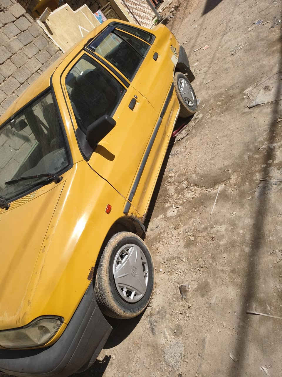 السلام عليكم سايبه 12 نضيفه بيه بس الهلالات مكينه كير حداديه تخم تاير كله جديد السياره نضيفه كلش السعر 29  الرقم ***********
