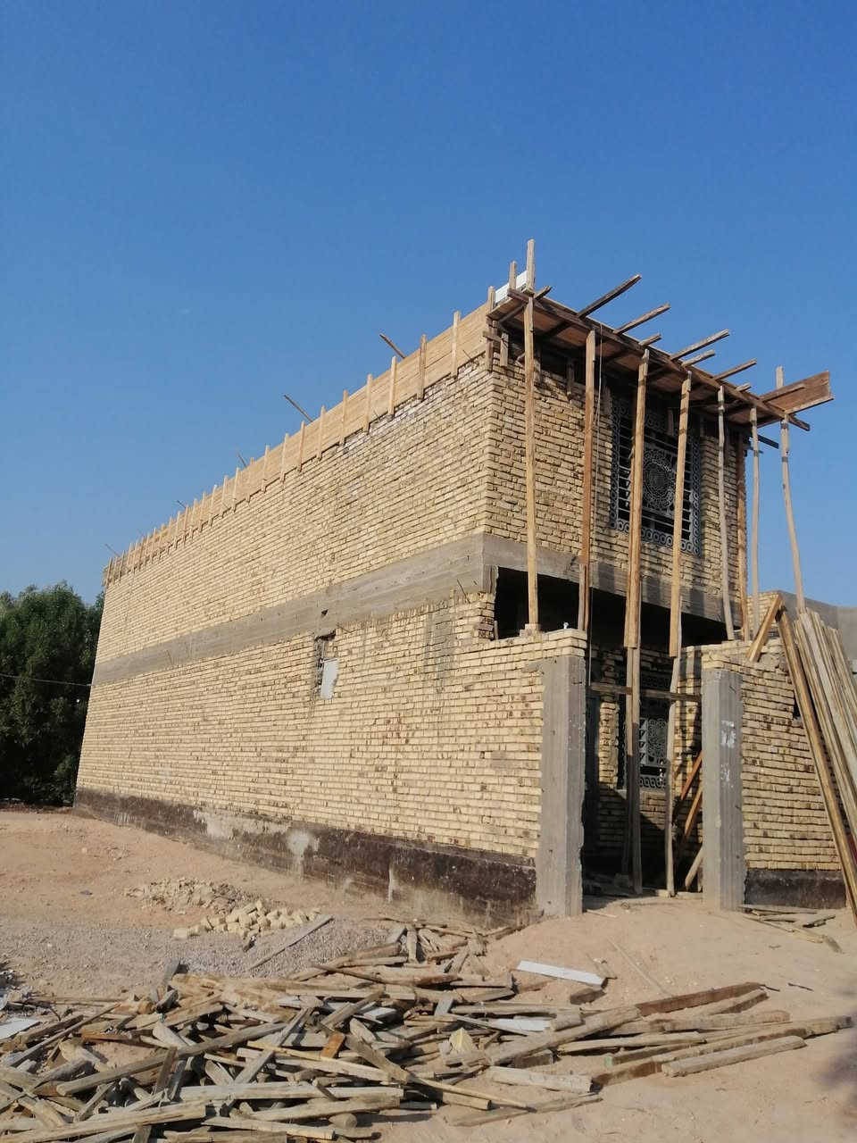 نجار قالب وتسليح  شغل مضبوط بأسعار مناسبة  رقم *********** نجف فقط
