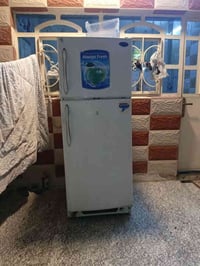 ثلاجه نظيفه 28 قدم سعر 75 07706294665