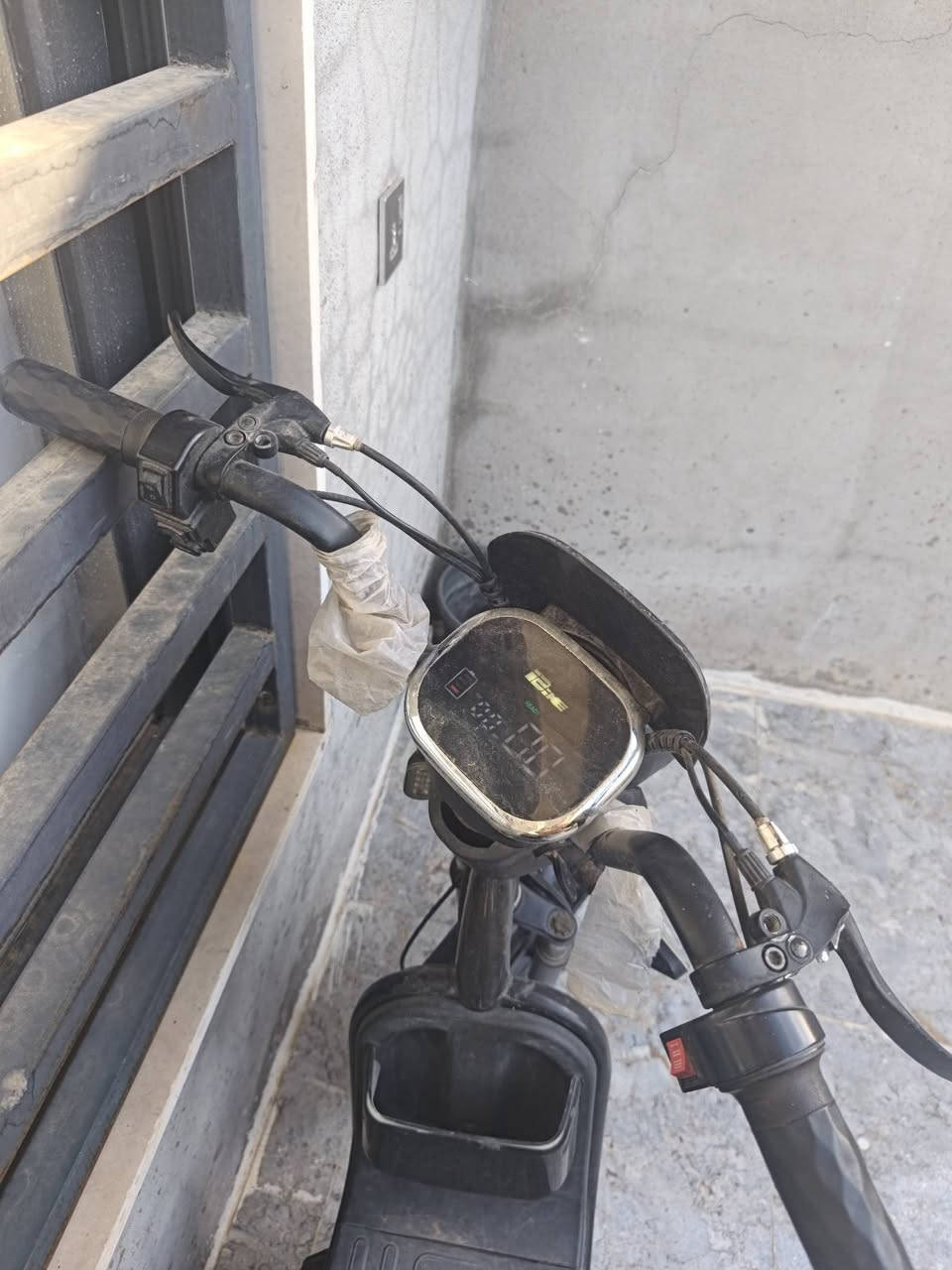 بايسكل شحن للبيع اربع بطاريات
***********
