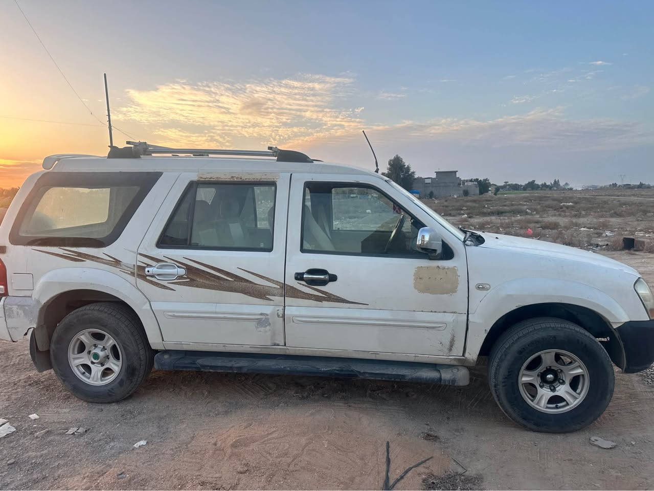 السلام عليكم 
گنوو للبيع 
2007
استيشن 7راكب 
السعر 35 وبيها مجال
المكان بغداد 
للاستفسار ***********
*********** بغداد, العراق
